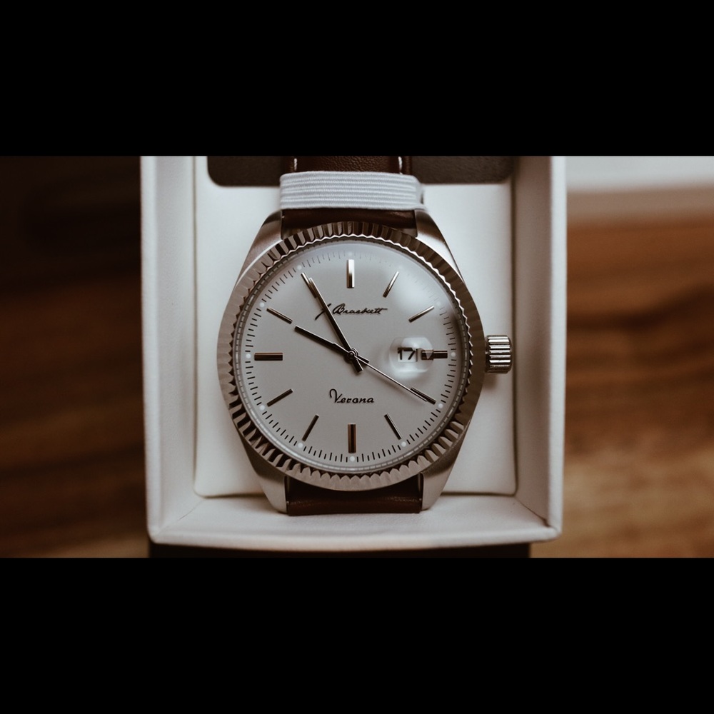 SALE J. Brackett Co. Verona Brown Leather NWT